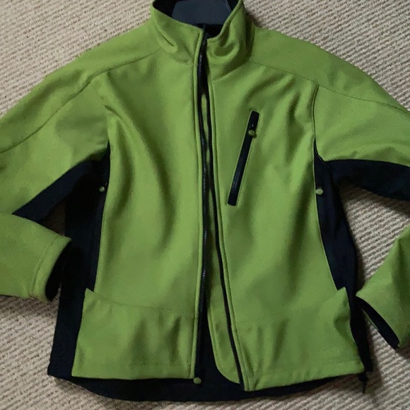 Mobius Softshell Jacket - Picture 10 of 10